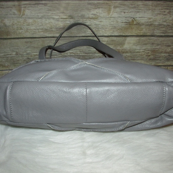 Nyla Noor by Erica Anenberg Soho Gray Leather Tote - Picture 5 of 8